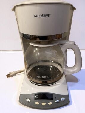 Mr Coffee SKX20 Coffee Maker 12 Cup Compact Drip Brewer Tested
